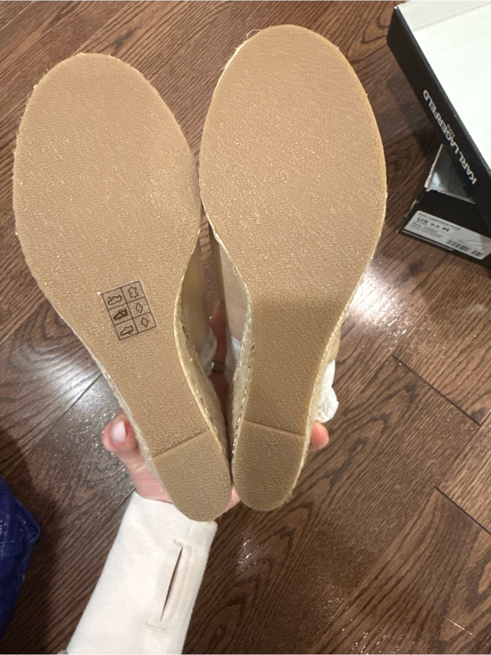 Karl Lagerfeld Wedges - Picture 5 of 8